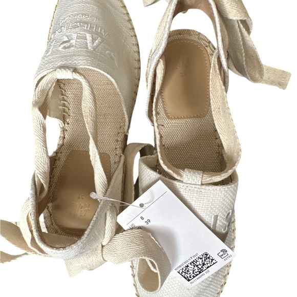 NEW H&M White Canvas Espadrilles w\embroidered Paris Athletique depuis 1970 - Picture 3 of 10